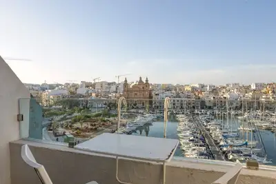 Image de Seafront Apartment-hosted by Sweetstay