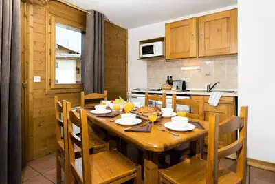 Image de 2 Pièces 4 Personnes
