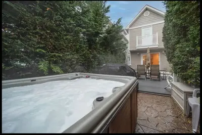 Image de Escape to Serenity at Seaside Heights/Park, private outdoor hot tub