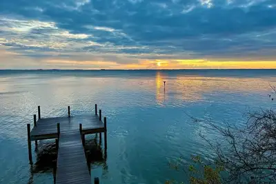 Image de Waterview Cottage on the Currituck Sound with Private Dock & Kayaks