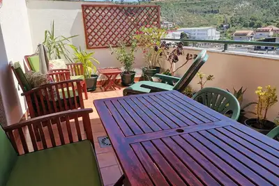 Nice summer penthouse 5 minutes from the beach.