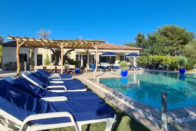Image de Location villa avec piscine  chauffée