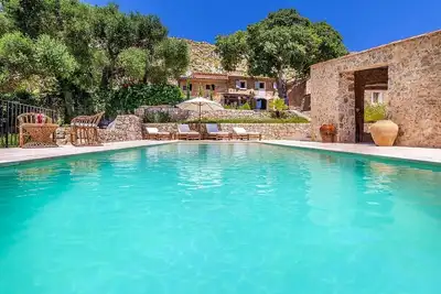 Image de Stunning Countryside Finca - A/C, Private Pool, Great Location between Pollensa & Port de Pollensa!