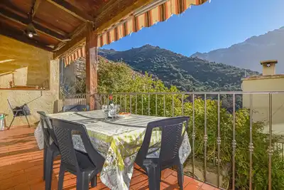 Belle maison à Montegrosso avec WiFi