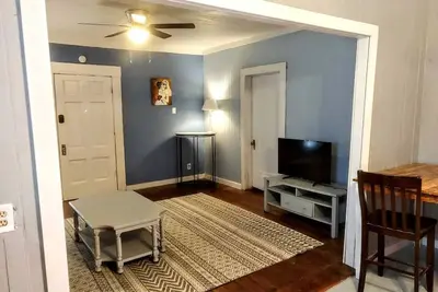 Image de Cute 2 Bedroom 2 Miles From Downtown