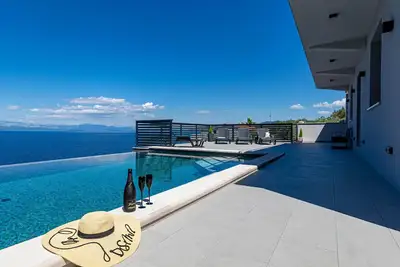 Image de Superbe maison Ă Blato avec WiFi