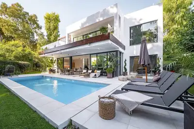 Image de Incredible Modern Villa 5 Beds 7m Puerto Banús(18)