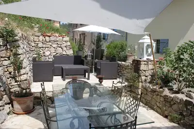 Image de Au centre du village historique, maison de caractère et charme