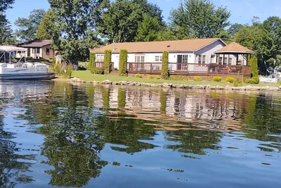 Image de Relaxing Crooked Lake Cottage - Private Dock, Large Yard, Great Fishing