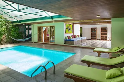 Image de 4br Casa Peces Santa Ana, Private Indoor Pool & Sauna!