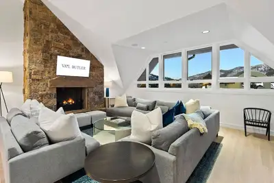 Image de Luxurious Solaris Penthouse by Vail Butler - Vail Village, Amenities!