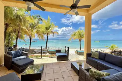 Coral Sand By The Beach @ West Bay, Roatan.