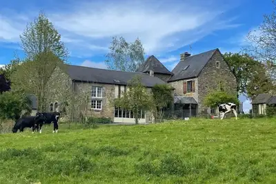 Image de joli petit Manoir idéal pour familles et amis, baie du Mont-Saint-Michel