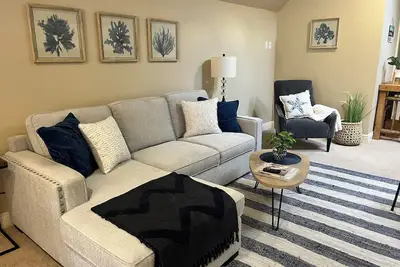 Image de Heart of Bonita Springs! -5 miles from the beach