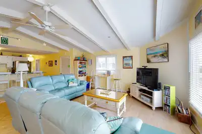 Image de Dog-friendly, oceanside home w/private pool, views of the east, and free WiFi