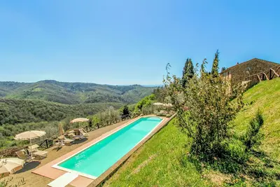 Image de Belle maison de vacances avec Wifi, piscine privée, climatisation, Tv, vue panoramique et parking