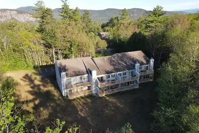 Image de June Discounts! ! Beautiful, Bright, & Peaceful North Conway Condo