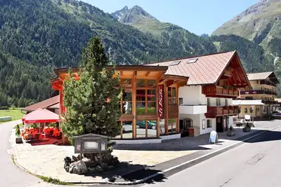 Image de Appartement près du domaine skiable à Längenfeld