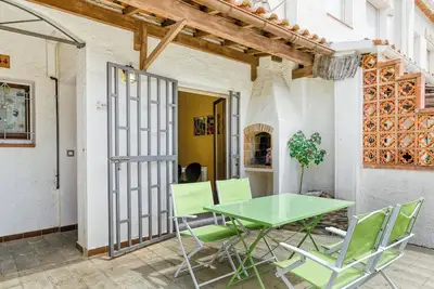 Image de Appartement Roses Victor avec piscine partagée & Wi-Fi