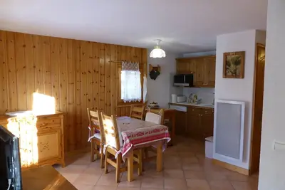 Image de Appartement 2 pièces cabine pour 6, terrasse, parking, casier à skis