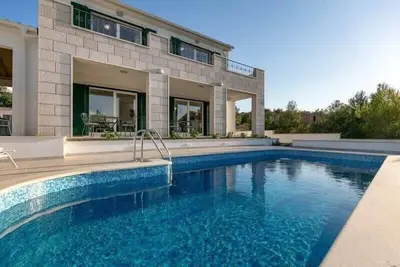 Image de Dream Holiday Villa With Ping Pong Table And Pool