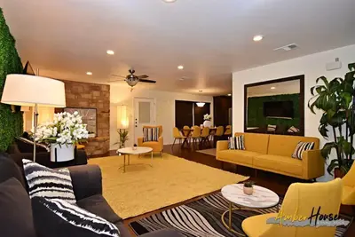 Image de Stunning 4br 2ba Sleeps 12 in the Heart of Round Rock