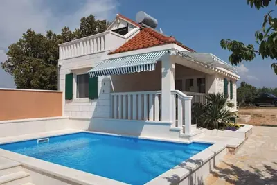Homerez - Villa de charme à Pučišća avec Piscine privée