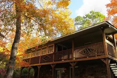 Image de Charming Cabin Retreat Minutes from Blue Ridge Parkway & Mt Mitchell State Park
