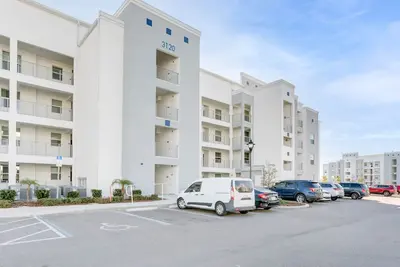 Image de 2 Bedroom/ 2 Bathroom Storey Lake (3120-103 Pc)
