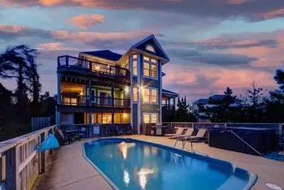 Image de Semi-Oceanfront! Gorgeous Ocean Views! Sleeps 21! Steps to the Beach!