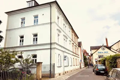 Image de Centrally located large apartment (1st floor) - free parking space included