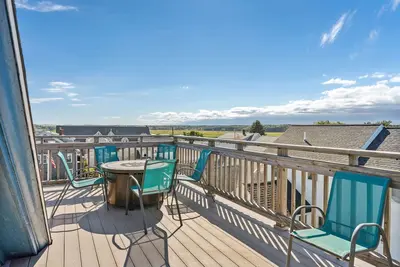 Image de Top of The World! Rare opportunity at Wells Beach!