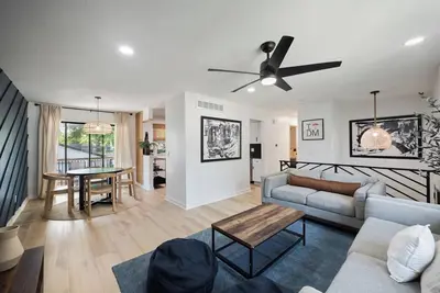 Stylish Split Foyer - The Sullivan 4 Bedrooms, 2 Bathrooms