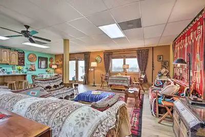 Image de 15 Mi to Niangua River: Studio in Buffalo