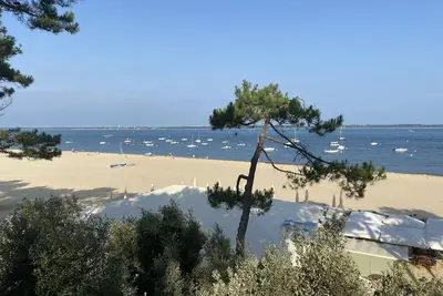 Image de Appartement de standing 4* plage Pereire à pied 100m