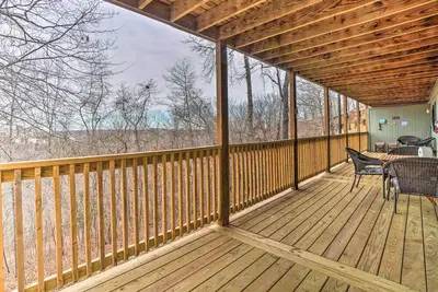 Image de Sunny Reeds Spring Condo w\/ Balcony + Shared Pools