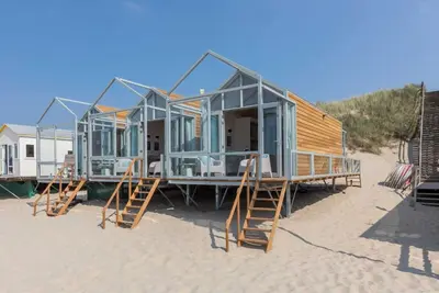 Image de Beach house située sur la plage de Dishoek