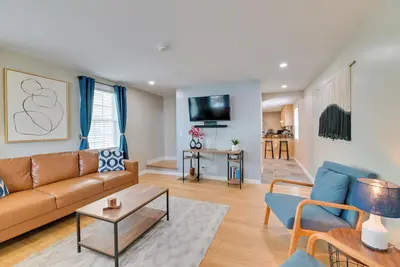 Image de Cozy Finger Lakes Abode in Downtown Canandaigua!