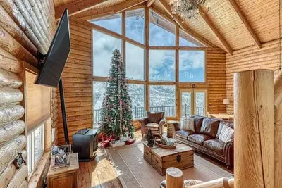 Image de Spectacular chalet Overlooking the Ski Slopes