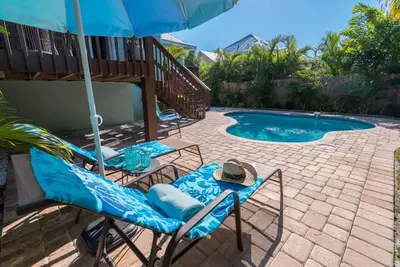 Image de Azure Beach House hosted by Beach Retreats Fl