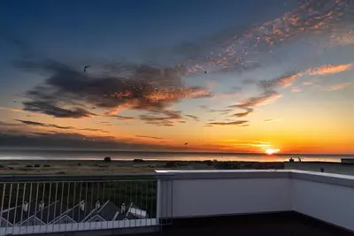 Image de 49. 6. N Dwarslöper - Modern, high-quality vacation apartment, sauna, large balcony,