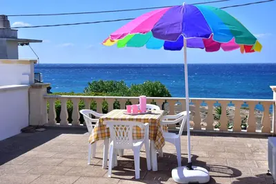 Image de Beachfront villa with free parking 849