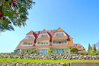 Image de Vacation apartment near the harbor with terrace and sea view - Hafenhäuser Breege FeWo 13