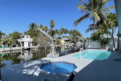 Image de Waterfront Key West Home with Pool-Hot Tub on Riveria canal! 28 Night Min Stay.