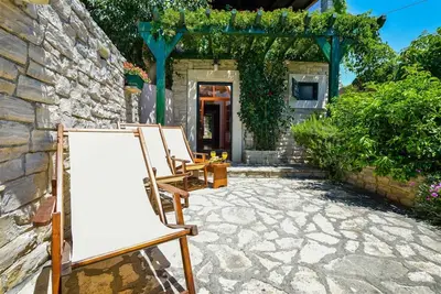 Image de Holiday house Zara with jacuzzi and close to the sea