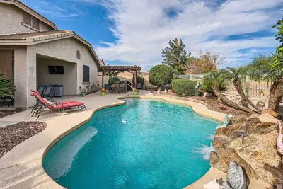Image de Heated Pool, Gas Grill & Yard: Phoenix Retreat!