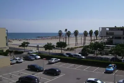 T2 mezzanine 35m² avec terrasse, parking, 6 pers - Sète