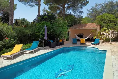 Image de Villa with swimming pool in a quiet area and close to the beach