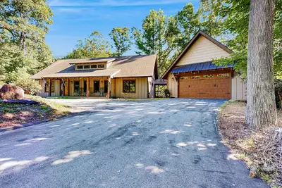 Image de Custom Creekside Escape | Entertainers Deck & Wooded Views, Kids Play Zone