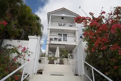 Image de New West Coast Villa